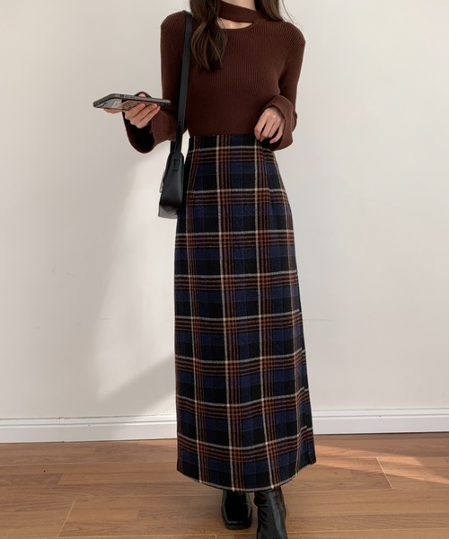 ECLIN（エクラン）の「バックスリットチェック柄ロングスカート（スカート・レディース・チャコールグレー/ベージュ/ネイビー・S/M）」の6枚目の写真