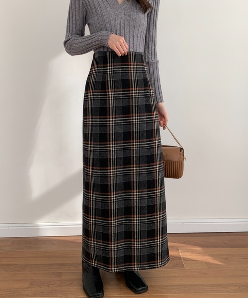 ECLIN（エクラン）の「バックスリットチェック柄ロングスカート（スカート・レディース・チャコールグレー/ベージュ/ネイビー・S/M）」の18枚目の写真