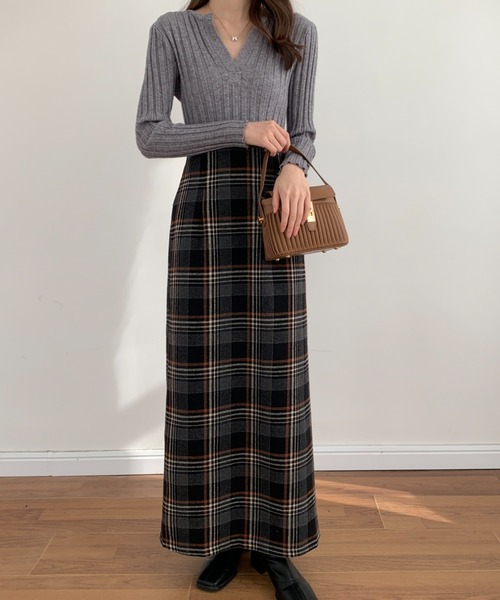 ECLIN（エクラン）の「バックスリットチェック柄ロングスカート（スカート・レディース・チャコールグレー/ベージュ/ネイビー・S/M）」の10枚目の写真