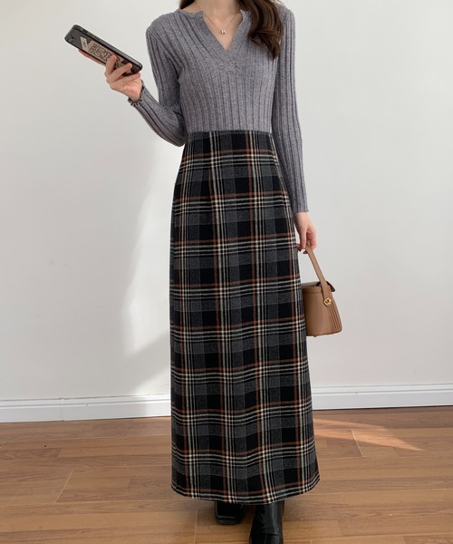 ECLIN（エクラン）の「バックスリットチェック柄ロングスカート（スカート・レディース・チャコールグレー/ベージュ/ネイビー・S/M）」の7枚目の写真