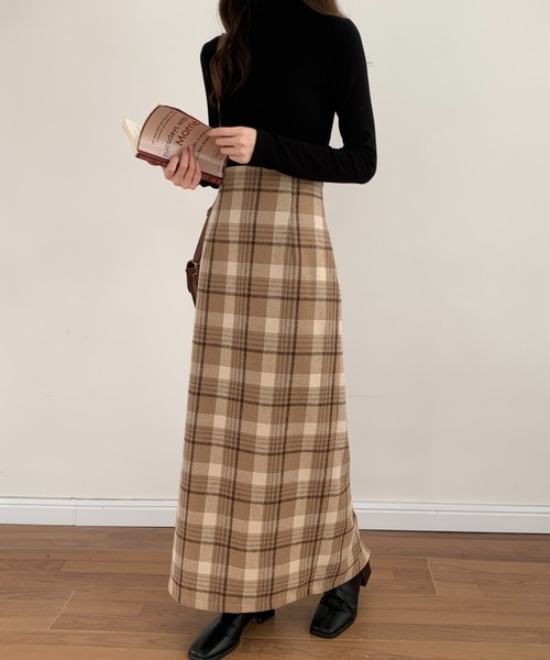 ECLIN（エクラン）の「バックスリットチェック柄ロングスカート（スカート・レディース・チャコールグレー/ベージュ/ネイビー・S/M）」の8枚目の写真