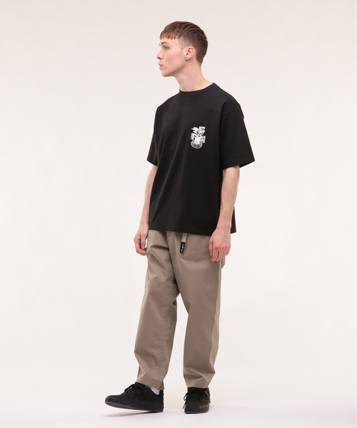 MANASTASH（マナスタッシュ）の「MANASTASH/マナスタッシュ/Ci Tee QUESTS（Tシャツ/カットソー・メンズ・パープル/ホワイト/ブラック・MEDIUM/LARGE/X-LARGE/XX-LARGE）」の14枚目の写真