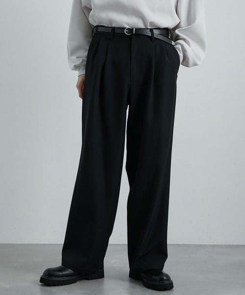 JUNRED（ジュンレッド）の「スムースストレッチワイドタックパンツ（スラックス・メンズ・グリーン系その他/ブラック/グレー系その他・S/M/L）」の2枚目の写真