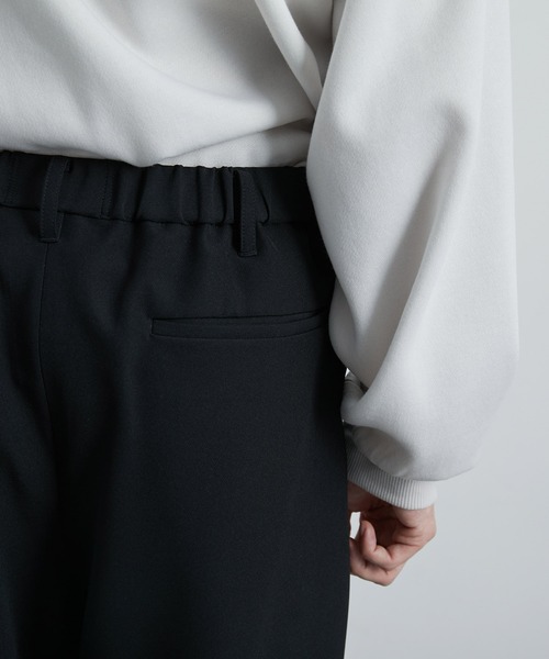 JUNRED（ジュンレッド）の「スムースストレッチワイドタックパンツ（スラックス・メンズ・グリーン系その他/ブラック/グレー系その他・S/M/L）」の8枚目の写真