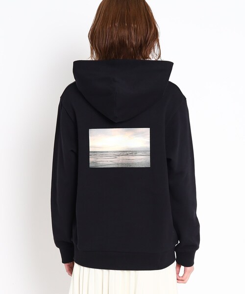 【セール】【WORLD for the World】フォト&メッセージプリント裏毛プルパーカー（パーカー）｜COUP DE CHANCE（クードシャンス）