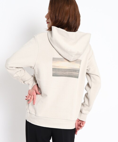 【セール】【WORLD for the World】フォト&メッセージプリント裏毛プルパーカー（パーカー）｜COUP DE CHANCE（クードシャンス）