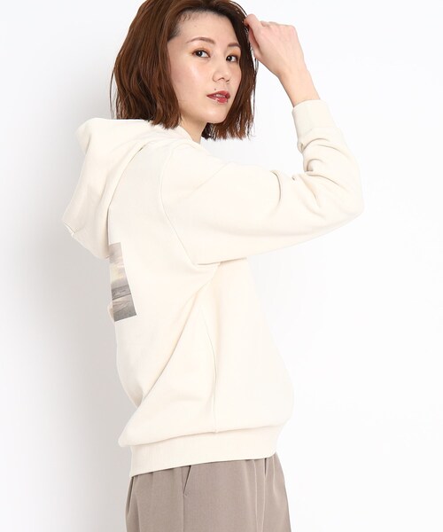 【セール】【WORLD for the World】フォト&メッセージプリント裏毛プルパーカー（パーカー）｜COUP DE CHANCE（クードシャンス）