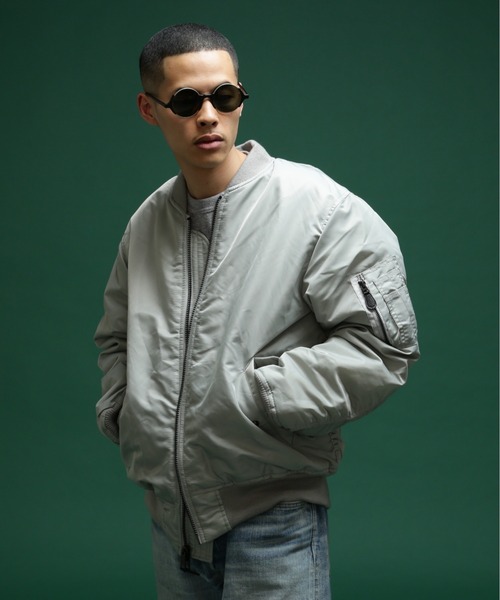 AVIREX（アヴィレックス）の「MA-1 COMMERCIAL LOGO / MA-1 コマーシャル ロゴ / フライトジャケット / AVIREX / アヴィレックス（MA-1・メンズ・エンジ/ブラック/セージグリーン/シルバー/タン・2XL/XL/M/L/3XL）」の21枚目の写真