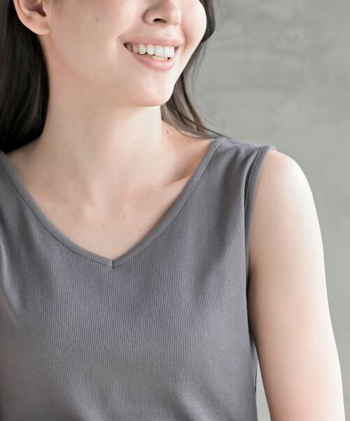 rps（アールピーエス）の「前後２ＷＡＹテレコタンクトップ（タンクトップ・レディース・ブルー/オフホワイト/ブラック/グレイッシュベージュ/グリーン/モカ/サックスブルー/ブラウン・M/L）」の13枚目の写真