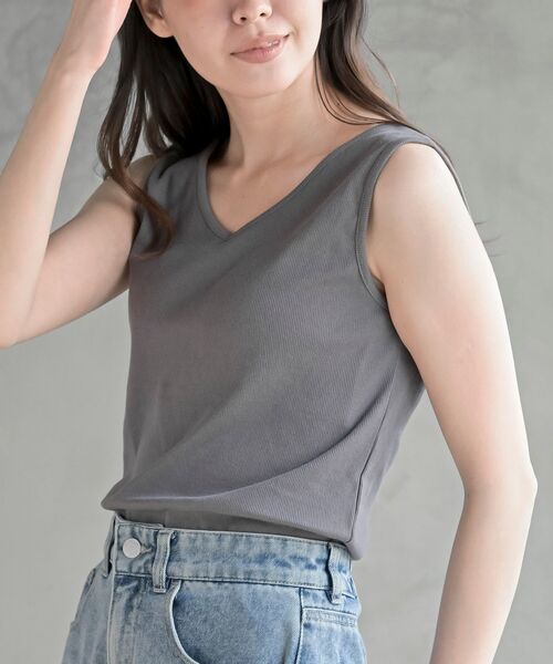 rps（アールピーエス）の「前後２ＷＡＹテレコタンクトップ（タンクトップ・レディース・ブルー/オフホワイト/ブラック/グレイッシュベージュ/グリーン/モカ/サックスブルー/ブラウン・M/L）」の14枚目の写真