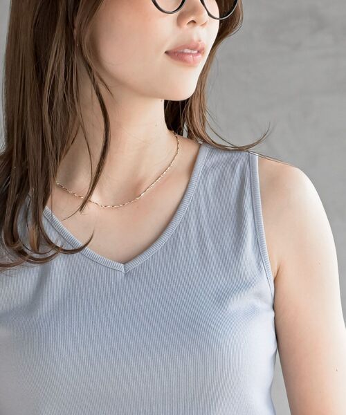 rps（アールピーエス）の「前後２ＷＡＹテレコタンクトップ（タンクトップ・レディース・ブルー/オフホワイト/ブラック/グレイッシュベージュ/グリーン/モカ/サックスブルー/ブラウン・M/L）」の22枚目の写真