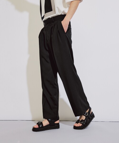 tk.TAKEO KIKUCHI（ティーケータケオキクチ）の「◆テックリネンシャンブレーワイドパンツ（その他パンツ・メンズ・ブラック/ベージュ/ネイビー・02/03）」の2枚目の写真