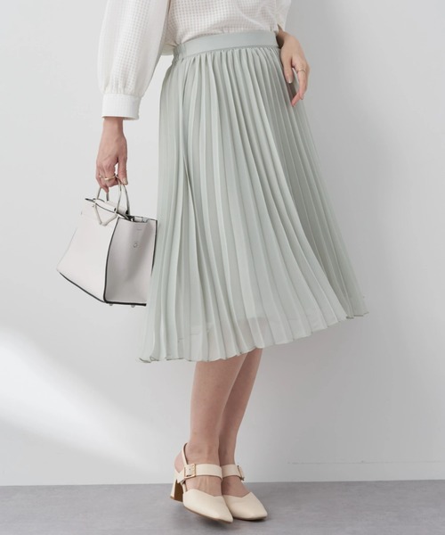earth music&ecology(アースミュージックアンドエコロジー)の「すきな丈プリーツスカート(スカート・レディース・ドット/ミント/グレイッシュベージュ/アイボリー/ピンク・L/M/S)」の4枚目の写真