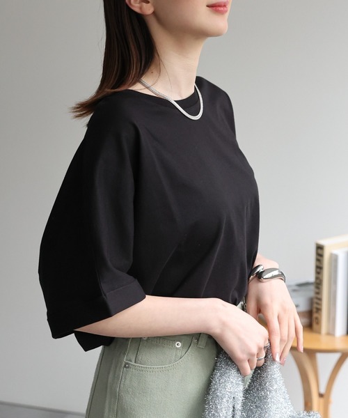sakishimatokyo(サキシマトーキョー)の「【USAコットン】 オーバーサイズTシャツ 袖ロールアップ(Tシャツ/カットソー・レディース・ネイビー/ホワイト/ブラック/アイボリー/グレイッシュベージュ・FREE)」の22枚目の写真