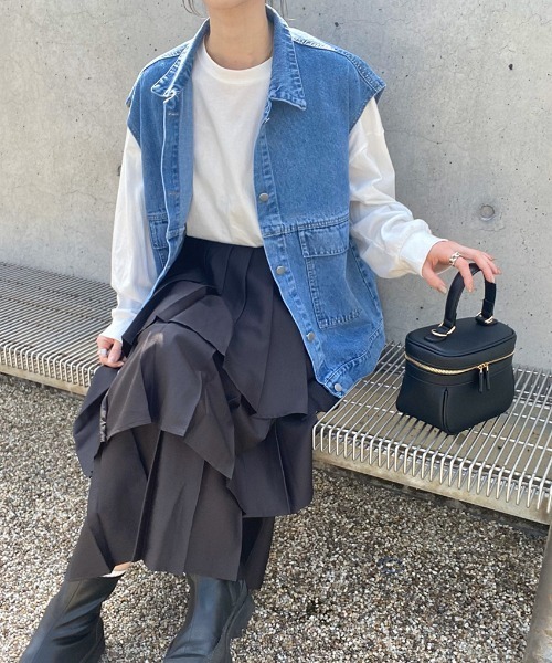 ISOOK（アイスー）の「Sleeveless denim jacket / スリーブレスデニムジャケット(kiharu select)（デニムジャケット・レディース・ブラック/ライトブルー・FREE）」の8枚目の写真