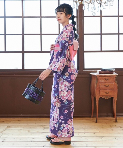 C.R.E.A.M(クリーム)の「【崩れない】安心感!昭和レトロな花浴衣3点セット(浴衣・作り帯・下駄)(浴衣・レディース・その他1/その他2/その他3/その他5/その他4/その他6・FREE)」の20枚目の写真