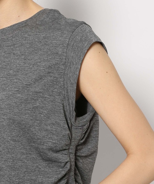 HEREIAM（ヘレイアム）の「【HEREIAM】吸水速乾／サイドギャザータンク（タンクトップ・レディース・チャコール/ホワイト・SMALL/MEDIUM）」の12枚目の写真