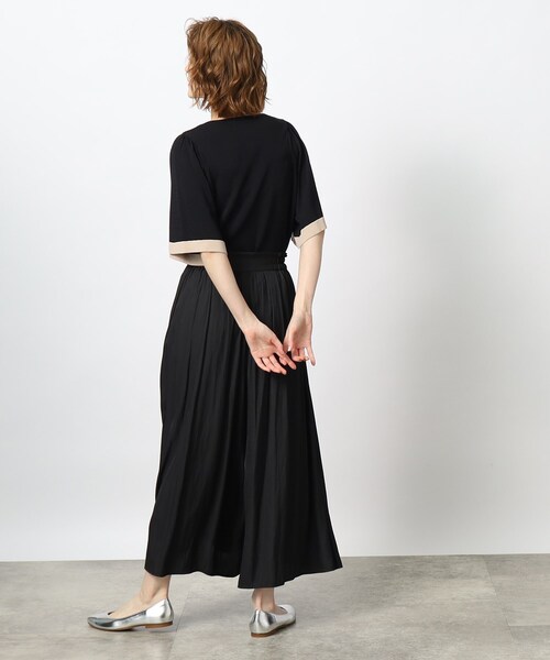 grove(グローブ)の「◆華やかでお手入れ簡単!やわらかドライタッチ フレア袖ニット(ニット/セーター・レディース・アイボリー系4/ブラック系4/ダークグリーン系4/ベージュ系その他7・02/03/04/05/01)」の20枚目の写真