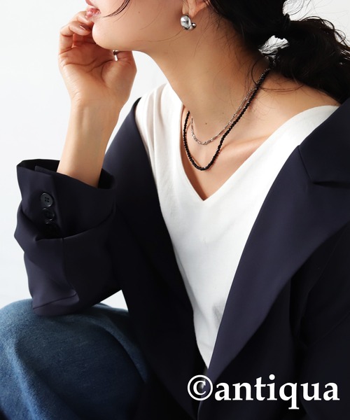 antiqua（アンティカ）の「カラーストーンネックレス（ネックレス・レディース・ブルー/ブラック・FREE）」の5枚目の写真
