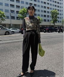 AMERI VINTAGE × THE MET Tシャツ Ameri（アメリ）の「AMERI×THE MET THE ARTIST´S MOTHER TEE（T