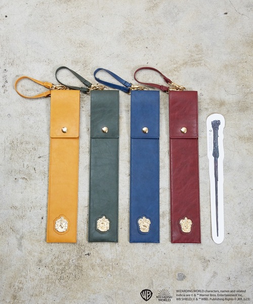 ハリー・ポッター　箱入り杖　聖杯　他　いろいろ Amazon.co.jp: ハリーポッター 光る杖 光る魔法の杖セット