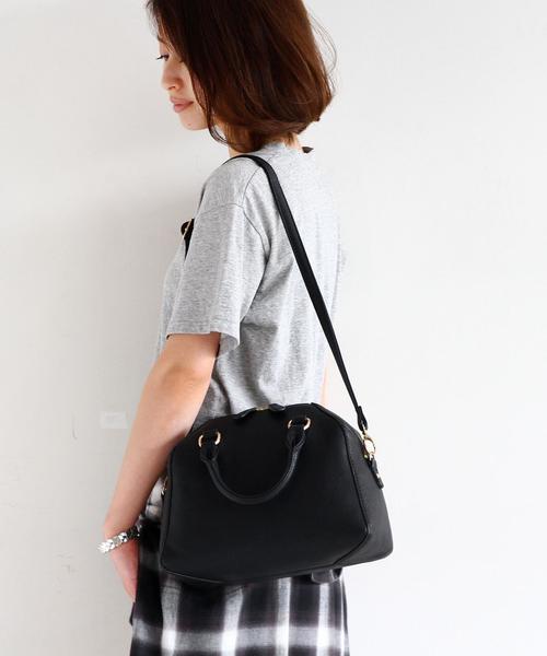 BEAUTY&YOUTH UNITED ARROWS（ビューティーアンドユースユナイテッドアローズ）の「BY フェイクレザー2WAYボストン 3（ボストンバッグ・レディース・ブラック/ベージュ/オレンジ系その他・ﾌﾘ-）」の4枚目の写真