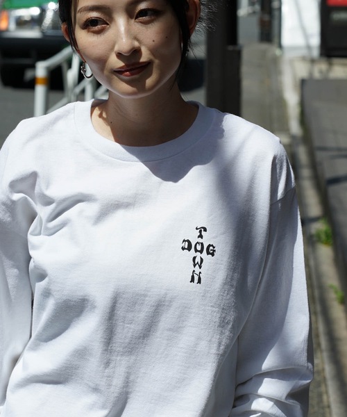 DOGTOWN（ドッグタウン）の「CROSS BONES L/S T-SHIRTS/DOGTOWN(ドッグタウン)長袖バックプリントロンT（Tシャツ/カットソー・メンズ・ホワイト×ブルー/ブラック×ブルー・MEDIUM/LARGE/X-LARGE）」の8枚目の写真