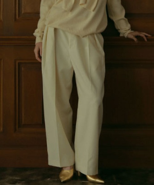 ETRE TOKYO（エトレトウキョウ）の「アジャスタブルセミワイドパンツ（その他パンツ・レディース・イエロー/ブラック/ブルー・M/S）」の3枚目の写真