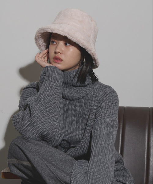 THE YOn(ザヨン)の「イヤーマフエコファーバケットハット(ハット・レディース・ベージュ/ブラック/アイボリー・FREE)」の9枚目の写真