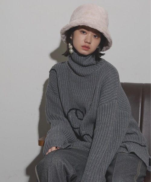 THE YOn(ザヨン)の「イヤーマフエコファーバケットハット(ハット・レディース・ベージュ/ブラック/アイボリー・FREE)」の8枚目の写真