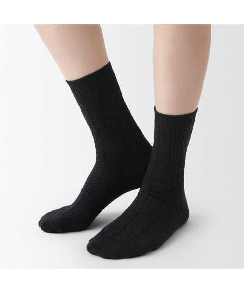 無印良品（ムジルシリョウヒン）の「足なり直角　履き口やわらか　柄編み　靴下（婦人）（ソックス/靴下・レディース・アイボリー/チャコールグレー/グレー/ブラック/オフホワイト/スモークピンク/アクア/レンガ/ブラウン系3/ブラウン・21-23cm/23-25cm）」の13枚目の写真