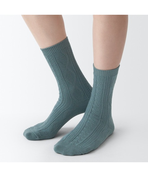 無印良品（ムジルシリョウヒン）の「足なり直角　履き口やわらか　柄編み　靴下（婦人）（ソックス/靴下・レディース・アイボリー/チャコールグレー/グレー/ブラック/オフホワイト/スモークピンク/アクア/レンガ/ブラウン系3/ブラウン・21-23cm/23-25cm）」の18枚目の写真