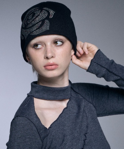 韓国早期完売★SETUPEXE★STUDDED BEANIE 大人気ビーニー黒/追跡 KIXI】☆(UNISEX) Glitter Knit Short Beanie☆韓国で大人気