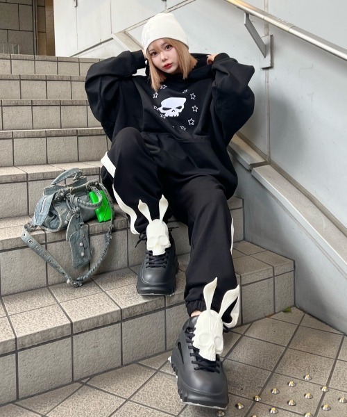 CHANEL キラキラマフラー　キラキラニット帽　セット 210.jpg