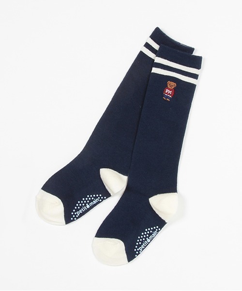 petit main（プティマイン）の「くま刺しゅうハイソックス（ソックス/靴下・キッズ・ネイビー/グレー・L/M/S）」の2枚目の写真