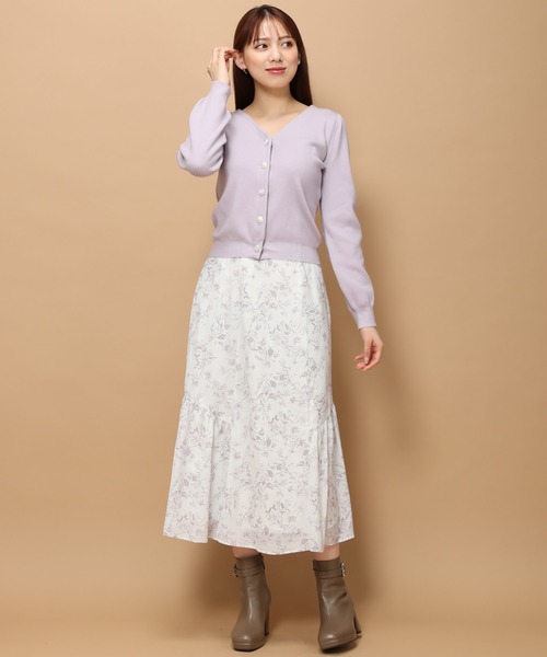 MISCH MASCH(ミッシュマッシュ)の「Vネック総針ビジューカーディガン/MM348402(カーディガン/ボレロ・レディース・ホワイト/ライトグリーン/ブラック/ベージュ/パープル・フリ-)」の18枚目の写真