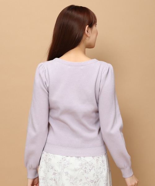 MISCH MASCH(ミッシュマッシュ)の「Vネック総針ビジューカーディガン/MM348402(カーディガン/ボレロ・レディース・ホワイト/ライトグリーン/ブラック/ベージュ/パープル・フリ-)」の22枚目の写真