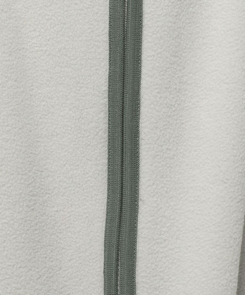 niko and...（ニコアンド）の「フリースZIPジャンパースカート（ジャンパースカート・レディース・チャコール/アイボリー/グレー・FREE）」の10枚目の写真