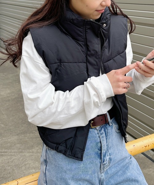 CLEA（クレア）の「コンパクトショート丈ダウンベスト（ダウンベスト・レディース・ブラック/アイボリー/ベージュ/ブラウン・FREE）」の19枚目の写真