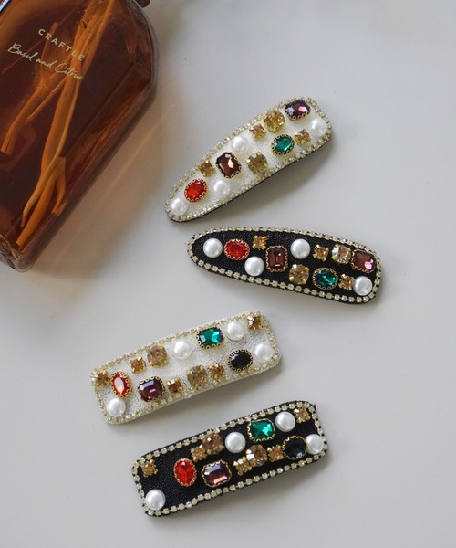 Port（ポート）の「【 Port / ポート 】 レトロ ビジュー ヘアクリップ #（バレッタ/ヘアクリップ・レディース・ブラック/ブラック系その他/ホワイト系その他/ホワイト・FREE）」の6枚目の写真