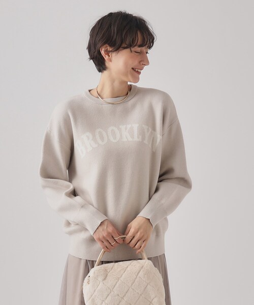 SHOO・LA・RUE（シューラルー）の「◆大人っぽく着られる もちもち スウェットライク ロゴニット（ニット/セーター・レディース・グリーン系/ブラック/ナチュラル・02/03/04）」の5枚目の写真