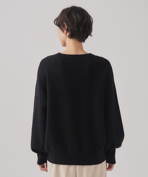 SHOO・LA・RUE（シューラルー）の「◆大人っぽく着られる もちもち スウェットライク ロゴニット（ニット/セーター・レディース・グリーン系/ブラック/ナチュラル・02/03/04）」の21枚目の写真