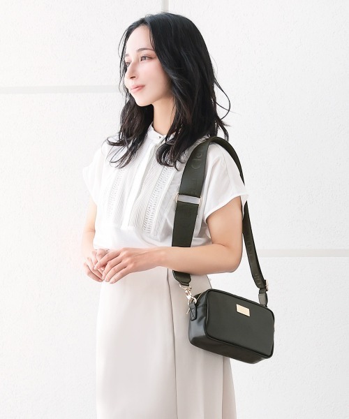Clelia(クレリア)の「【Serena/セレーナ】2way縦型ショルダーバッグ(ショルダーバッグ・レディース・ブラック/ブラウン/ダークブラウン/ベージュ・ONE SIZE)」の17枚目の写真