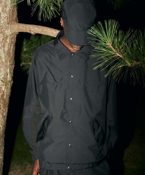 phenix（プラスフェニックス）の「【MENS】HYBRID COACH JACKET