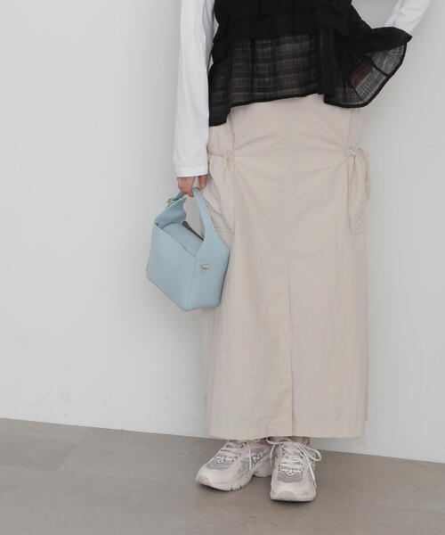 N.(N. Natural Beauty Basic)(エヌエヌナチュラルビューティーベーシック)の「◆アウトポケットナイロンスカート(スカート・レディース・ブラック/ライトベージュ・MEDIUM)」の12枚目の写真
