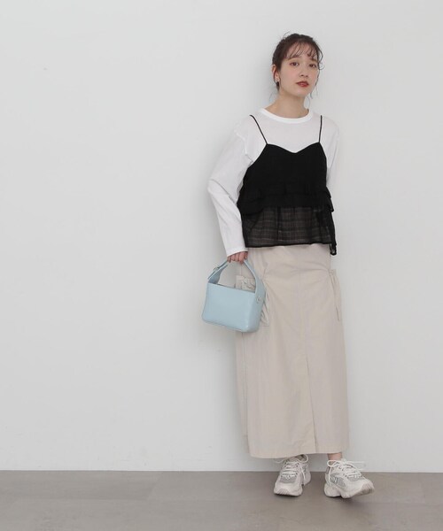 N.(N. Natural Beauty Basic)(エヌエヌナチュラルビューティーベーシック)の「◆アウトポケットナイロンスカート(スカート・レディース・ブラック/ライトベージュ・MEDIUM)」の13枚目の写真