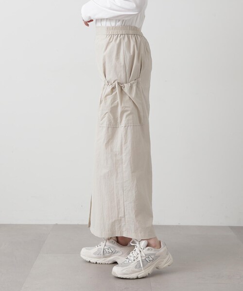 N.(N. Natural Beauty Basic)(エヌエヌナチュラルビューティーベーシック)の「◆アウトポケットナイロンスカート(スカート・レディース・ブラック/ライトベージュ・MEDIUM)」の18枚目の写真