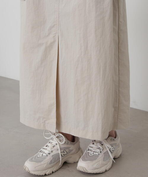 N.(N. Natural Beauty Basic)(エヌエヌナチュラルビューティーベーシック)の「◆アウトポケットナイロンスカート(スカート・レディース・ブラック/ライトベージュ・MEDIUM)」の22枚目の写真