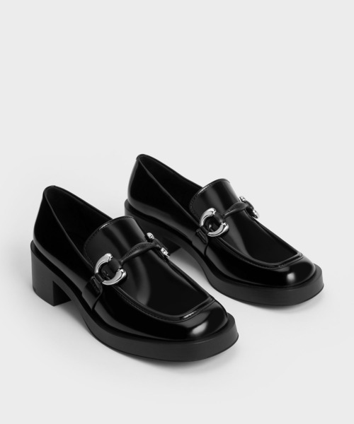 CHARLES & KEITH(チャールズ & キース)の「Catelaya カトレア メタリックアクセントローファーパンプス(ローファー・レディース・オフホワイト/ブラック系その他7/ダークブラウン・23cm/23.5cm/24.5cm/25cm/22.5cm)」の12枚目の写真