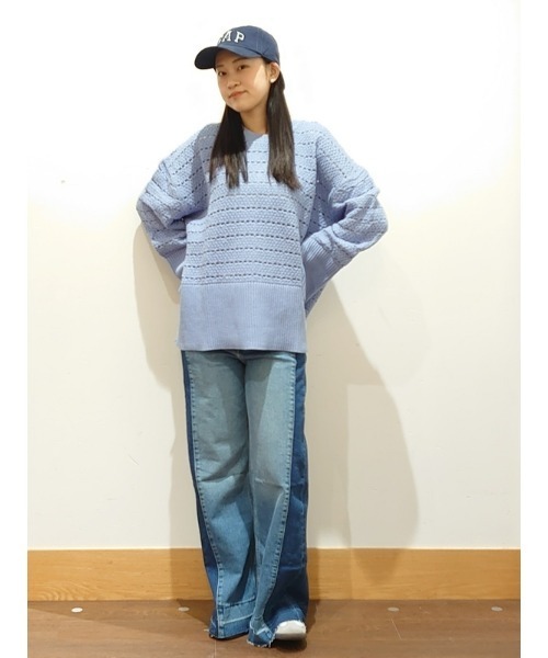 GAP(ギャップ)の「24/7 スプリットヘム クロシェ セーター(ニット/セーター・レディース・ブルー/ベージュ・M/L/XS/S/XL/XXS)」の10枚目の写真